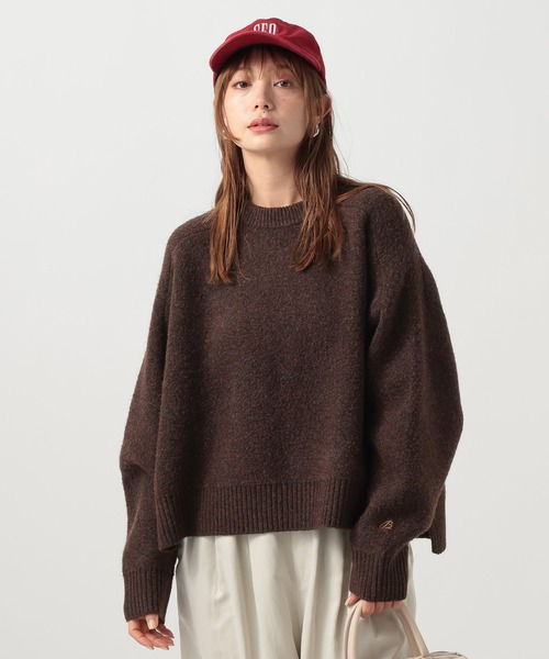 BAYFLOW（ベイフロー）の「コンフォートブークレニットプルオーバー（ニット/セーター・レディース・チャコール/ネイビー/ブラウン/ピンク/レッド/オフホワイト/グレー/グレイッシュベージュ/ライトブルー/イエロー/ホワイト系その他/グリーン・FREE）」の5枚目の写真