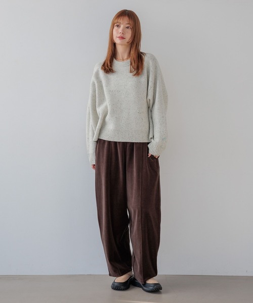 BAYFLOW（ベイフロー）の「コンフォートブークレニットプルオーバー（ニット/セーター・レディース・チャコール/ネイビー/ブラウン/ピンク/レッド/オフホワイト/グレー/グレイッシュベージュ/ライトブルー/イエロー/ホワイト系その他/グリーン・FREE）」の13枚目の写真