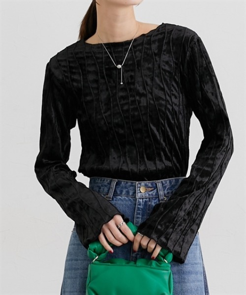 nissen（ニッセン）の「ウェーブタックベロアトップス（Tシャツ/カットソー・レディース・チャコール/アイボリー/ブラック・M/L）」の2枚目の写真