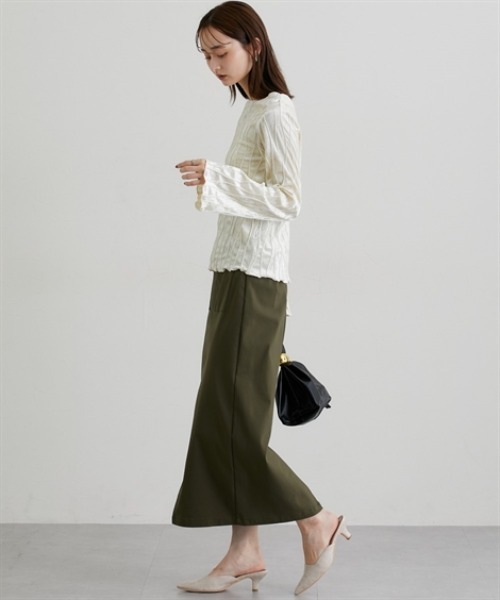 nissen（ニッセン）の「ウェーブタックベロアトップス（Tシャツ/カットソー・レディース・チャコール/アイボリー/ブラック・M/L）」の13枚目の写真