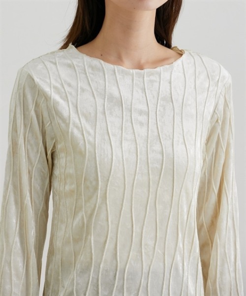 nissen（ニッセン）の「ウェーブタックベロアトップス（Tシャツ/カットソー・レディース・チャコール/アイボリー/ブラック・M/L）」の7枚目の写真