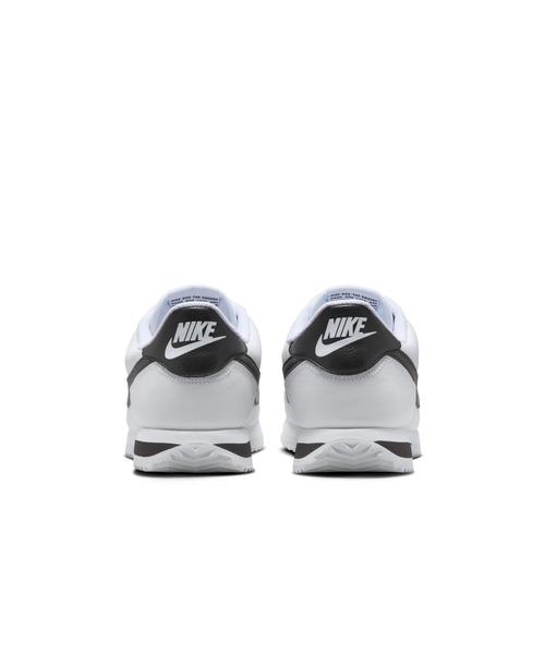 NIKE(ナイキ)の「NIKE Cortez Leather(ナイキ ウィメンズ コルテッツ)(スニーカー・メンズ・ホワイト系/レッド系/ブラック系・24cm/24.5cm/25cm/25.5cm/26cm/28cm/28.5cm/29cm/23cm/23.5cm/26.5cm/27.5cm/27cm)」の9枚目の写真