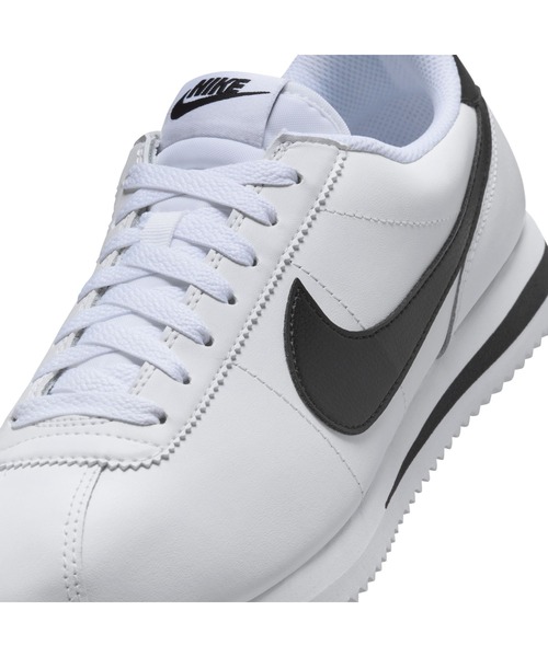 NIKE(ナイキ)の「NIKE Cortez Leather(ナイキ ウィメンズ コルテッツ)(スニーカー・メンズ・ホワイト系/レッド系/ブラック系・24cm/24.5cm/25cm/25.5cm/26cm/28cm/28.5cm/29cm/23cm/23.5cm/26.5cm/27.5cm/27cm)」の11枚目の写真