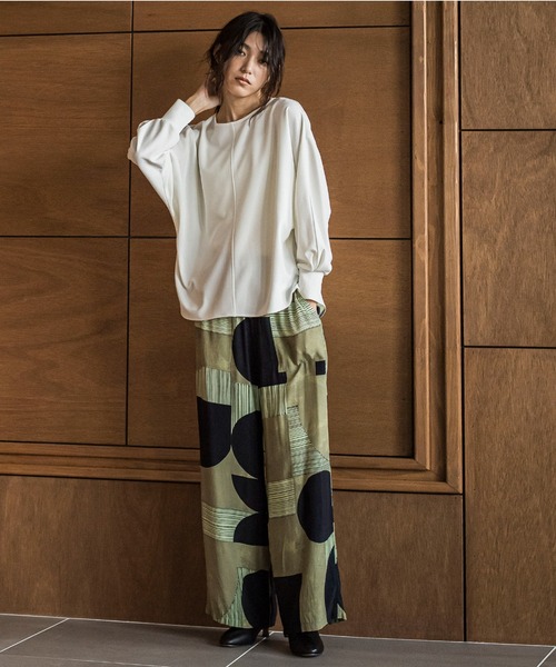 MAYSON GREY(メイソングレイ)の「叶えるドルマンプルオーバー≪手洗い可能≫(Tシャツ/カットソー・レディース・オフホワイト/ブラック/ブラウン・M)」の18枚目の写真