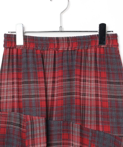 BAYFLOW(ベイフロー)の「イレヘムチェックフレアスカート(スカート・レディース・レッド/ネイビー・FREE)」の10枚目の写真