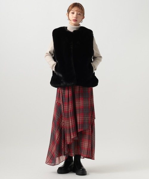 BAYFLOW(ベイフロー)の「イレヘムチェックフレアスカート(スカート・レディース・レッド/ネイビー・FREE)」の16枚目の写真