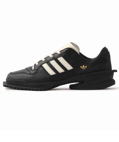 adidas(アディダス)の「adidas FORUM SQ W / アディダス フォーラム スクエア W(スニーカー・レディース・ブラック・24.5cm/25.0cm/24.0cm/23.0cm/23.5cm/22.5cm/22.0cm/25.5cm/27.5cm/27.0cm/26.5cm/26.0cm/28.0cm)」の5枚目の写真