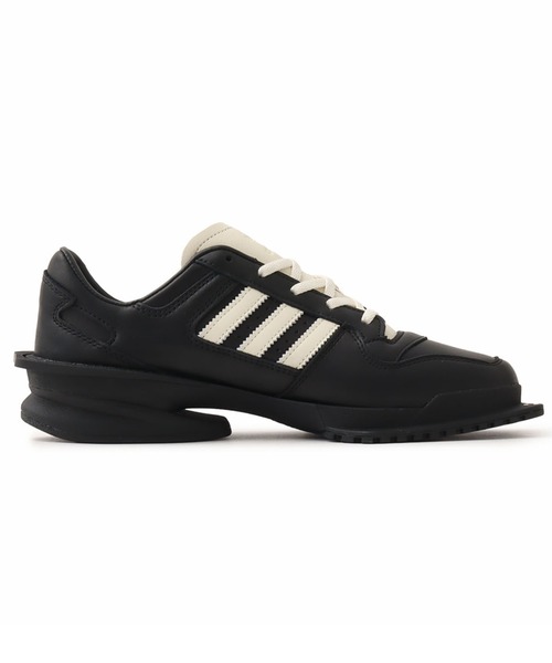 adidas(アディダス)の「adidas FORUM SQ W / アディダス フォーラム スクエア W(スニーカー・レディース・ブラック・24.5cm/25.0cm/24.0cm/23.0cm/23.5cm/22.5cm/22.0cm/25.5cm/27.5cm/27.0cm/26.5cm/26.0cm/28.0cm)」の6枚目の写真