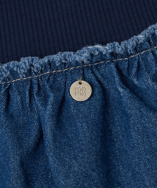 RONRON(ロンロン)の「CANCAN RUFFLE BANDING DENIM PANTSKIRT BLUE(スカート・レディース・その他・FREE)」の4枚目の写真