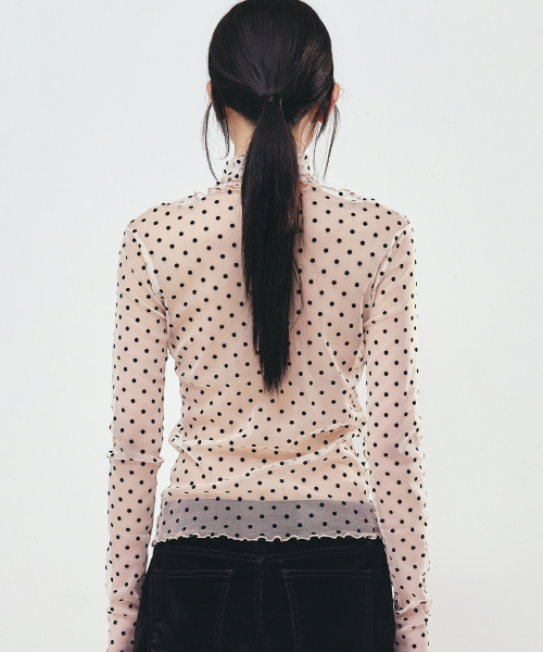 NICK&NICOLE（ニックアンドニコール）の「DOT MESH SCARF TOP_BEIGE（Tシャツ/カットソー・レディース・その他・MEDIUM/LARGE）」の3枚目の写真