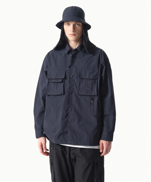 MUSINSA STANDARD（ムシンサスタンダード）の「[シティレジャー] リップストップオーバーサイズカーゴシャツ [ネイビー]（シャツ/ブラウス・メンズ・その他・X-LARGE/XX-LARGE/MEDIUM/LARGE）」の2枚目の写真