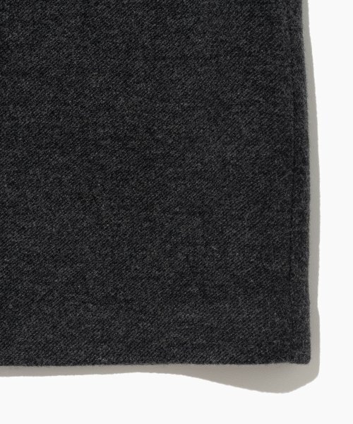 TTUDEMENT(トュードメント)の「WOOL TWEED MINI SKIRT CHARCOAL(スカート・レディース・その他・SMALL/MEDIUM)」の5枚目の写真