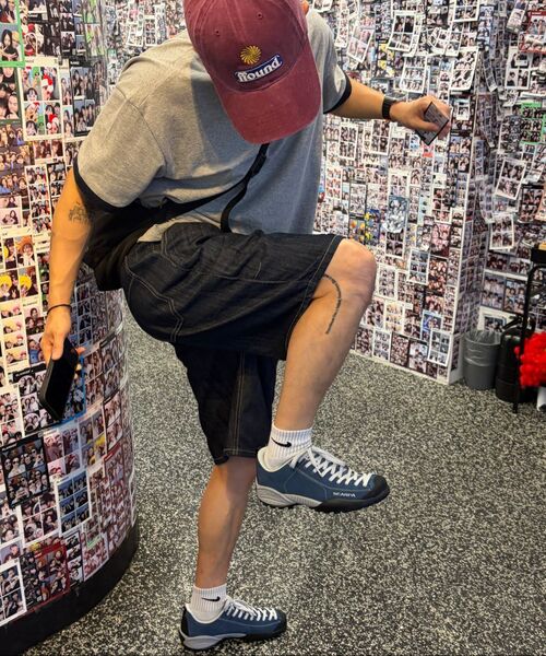 TRILLION(トリリオン)の「レインスロップツータックバミューダデニムショーツ(INDIGO)(その他パンツ・レディース・その他・MEDIUM/LARGE/X-LARGE)」の18枚目の写真