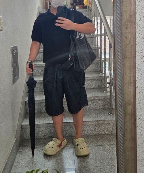 TRILLION(トリリオン)の「レインスロップツータックバミューダデニムショーツ(INDIGO)(その他パンツ・レディース・その他・MEDIUM/LARGE/X-LARGE)」の21枚目の写真