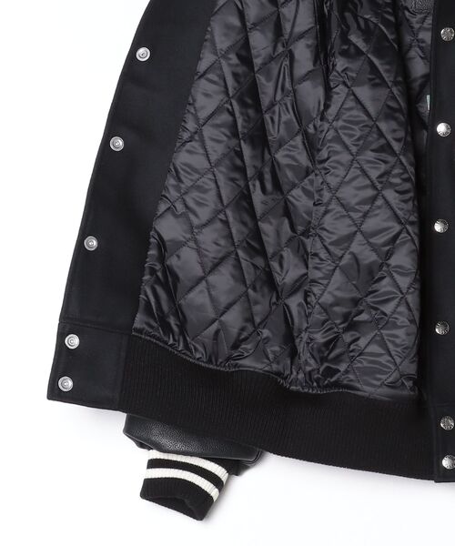 A BATHING APE（アベイシングエイプ）の「SHARK VARSITY JACKET（スタジャン・メンズ・ブラック/レッド/ネイビー・X-LARGE/XX-LARGE/MEDIUM/LARGE/SMALL）」の20枚目の写真