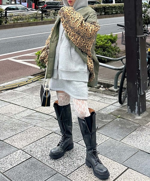 Alley Tokyo(アリートーキョー)の「【MENDL'S】キルティング×ヒョウ柄BIGブルゾン(ブルゾン・レディース・カーキ・FREE)」の16枚目の写真