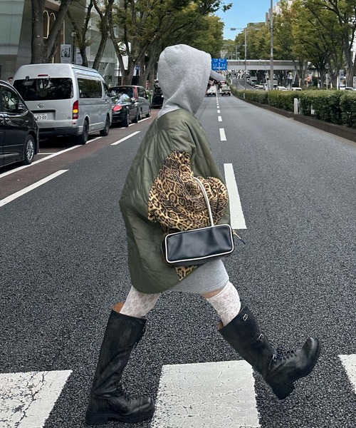 Alley Tokyo(アリートーキョー)の「【MENDL'S】キルティング×ヒョウ柄BIGブルゾン(ブルゾン・レディース・カーキ・FREE)」の19枚目の写真