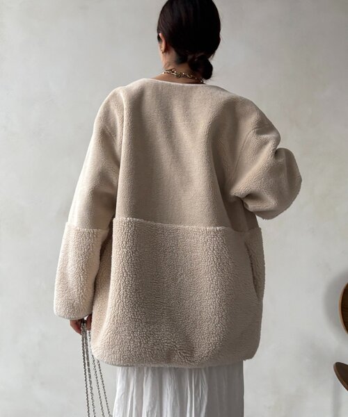 DouDou(ドゥドゥ)の「【WEB限定】リバーシブルフェイクムートンコート(その他アウター・レディース・グレイッシュベージュ/チャコールグレー・FREE)」の19枚目の写真