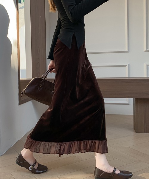 BANNER SELECT(バナーセレクト)の「バックスリットフリル切替ベロアスカート(スカート・レディース・モカ/ブラック・M/L)」の3枚目の写真