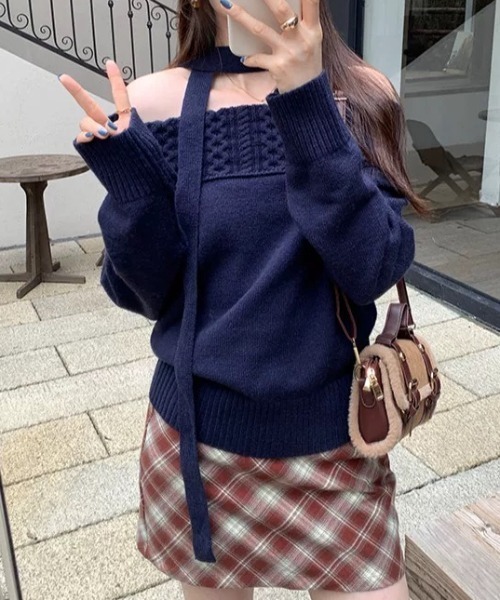 ampm(エーエムピーエム)の「オフショルダー×チョーカーデザインニット(ニット/セーター・レディース・ネイビー/グレー・FREE)」の17枚目の写真