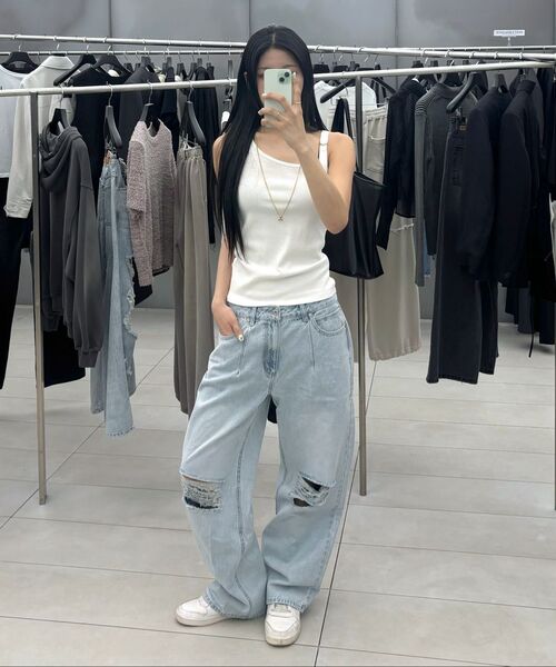 INSILENCE WOMEN(インサイレンスウーマン)の「ディストレスドピンタックデニム WHITE(デニムパンツ・レディース・その他・X-SMALL/SMALL/MEDIUM/LARGE)」の10枚目の写真