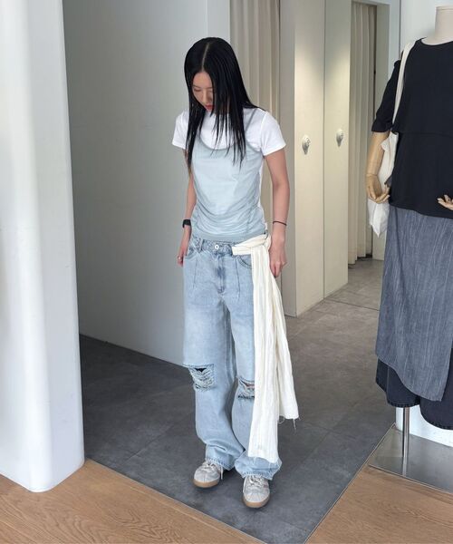 INSILENCE WOMEN(インサイレンスウーマン)の「ディストレスドピンタックデニム WHITE(デニムパンツ・レディース・その他・X-SMALL/SMALL/MEDIUM/LARGE)」の2枚目の写真