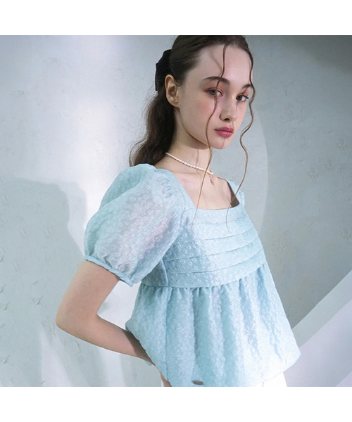 Vivacious(ビバシャス)の「Snow Oganza Puff Blouse BLUE(シャツ/ブラウス・レディース・ブルー・SMALL/MEDIUM)」の1枚目の写真