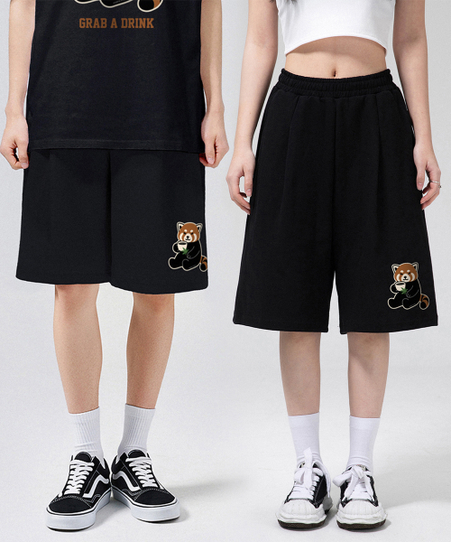 GRANFINNY(グランフィニ)の「ハンザンヘ ワンタック バミューダ ショートパンツ-ブラック(その他パンツ・レディース・ブラック・SMALL)」の2枚目の写真