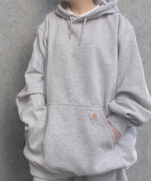 Carhartt（カーハート）の「Carhartt プルオーバー パーカー（パーカー・メンズ・ブラック/グレー系その他/ネイビー/ヘザーグレー・SMALL/MEDIUM/X-LARGE/LARGE）」の2枚目の写真