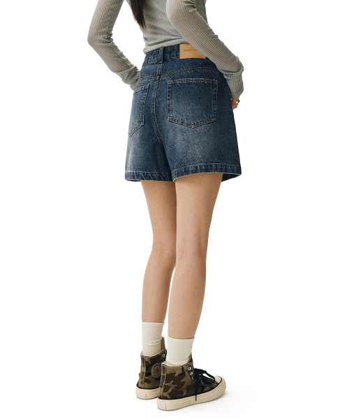 DECET WOMEN(デケット ウーマン)の「シグネチャーデニムショーツ DCWPT007BlueB(その他パンツ・レディース・その他・SMALL/MEDIUM/LARGE/X-SMALL)」の12枚目の写真