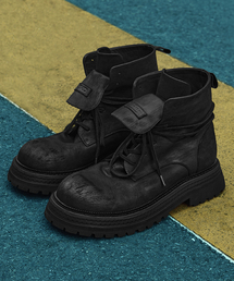 WETHEROAD（ウィーザロード）の「WTRD5140 Kyle Halls Leather 7 Hole Combat Boots Black Washing（ブーツ）」