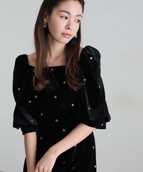 atlo（アトロ）の「ミモレ丈&袖あり フォーマル ハートベロアドレープ Iライン スクエアネックセレモニー 結婚式 二次会 パーティー ドレス オケージョンドレス お呼ばれ 同窓会 成人式 （ドレス・レディース・ブラウン/ブラック・M）」の14枚目の写真