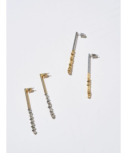 ELENDEEK（エレンディーク）の「メタルビーズスティックピアス（ピアス（両耳用）・レディース・シルバー/ゴールド・FREE）」の3枚目の写真
