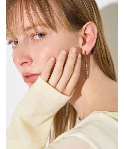 ELENDEEK（エレンディーク）の「メタルビーズスティックピアス（ピアス（両耳用）・レディース・シルバー/ゴールド・FREE）」の7枚目の写真