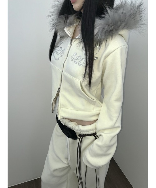 THEAIRTOWN（ジエアタウン）の「posh velvet jp（パーカー・レディース・ブラック/アイボリー/ブルー・FREE）」の22枚目の写真
