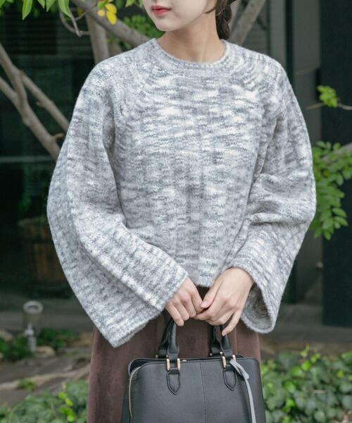 ITEMS URBANRESEARCH（アイテムズ アーバンリサーチ）の「ワイドスリーブミックスニット（ニット/セーター・レディース・イエロー/ベージュ/グレー・FREE）」の13枚目の写真