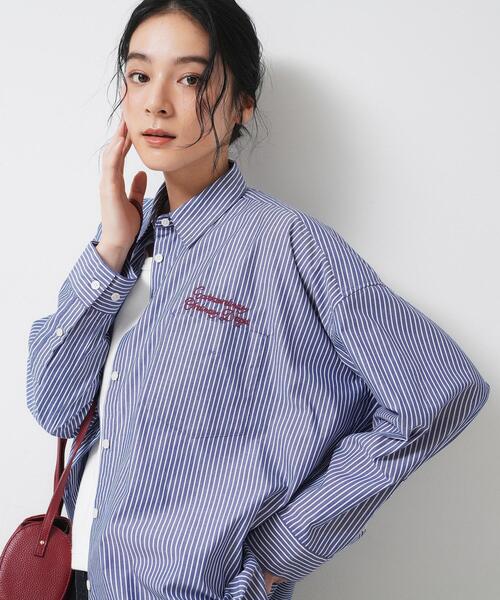 Dessin(デッサン)の「【洗える】刺繍ロゴ入りオーバーシャツ(シャツ/ブラウス・レディース・ブルー系2/ホワイト系/サックスブルー・01/02)」の3枚目の写真