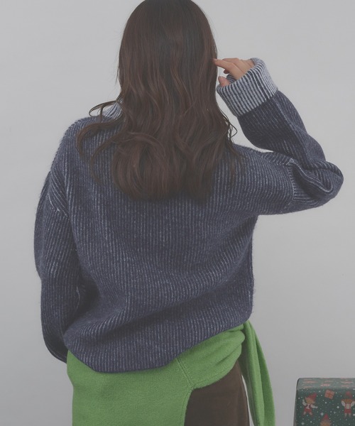 MUHET(ミュエータ)の「two-tone half-zip knit pullover / 配色ハーフジップニット(ニット/セーター・レディース・ベージュ/ネイビー/チャコールグレー・FREE)」の13枚目の写真