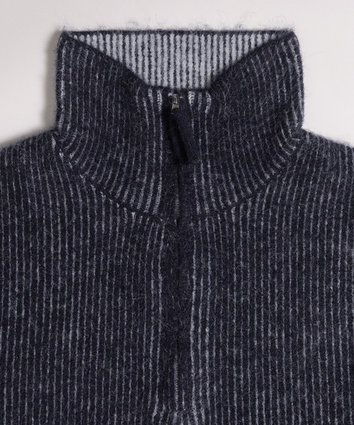 MUHET(ミュエータ)の「two-tone half-zip knit pullover / 配色ハーフジップニット(ニット/セーター・レディース・ベージュ/ネイビー/チャコールグレー・FREE)」の6枚目の写真