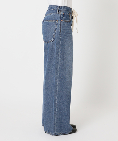 JOURNAL STANDARD relume（ジャーナルスタンダード　レリューム）の「ドローストリングワイドデニム（デニムパンツ・レディース・アイボリー/ブルー系その他・38/36）」の4枚目の写真