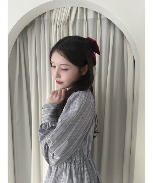 F i.n.t（フィント）の「ベロアビッグリボンバレッタ/fint フィント（バレッタ/ヘアクリップ・レディース・レッド/ブラウン/ブルーグレー・FREE）」の6枚目の写真