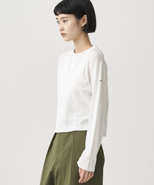 ORCIVAL（オーシバル）の「ORCIVAL | パターンメッシュ コットン クルーネックカーディガン WOMEN（カーディガン/ボレロ・レディース・オフホワイト/ブラック/レッド・2/1）」の11枚目の写真