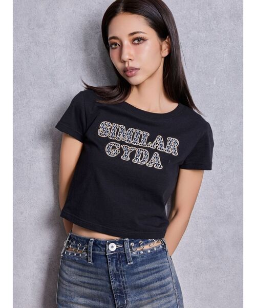 GYDA(ジェイダ)の「SIMILAR GYDAショートTシャツ(Tシャツ/カットソー・レディース・オフホワイト/ブラック・FREE)」の2枚目の写真