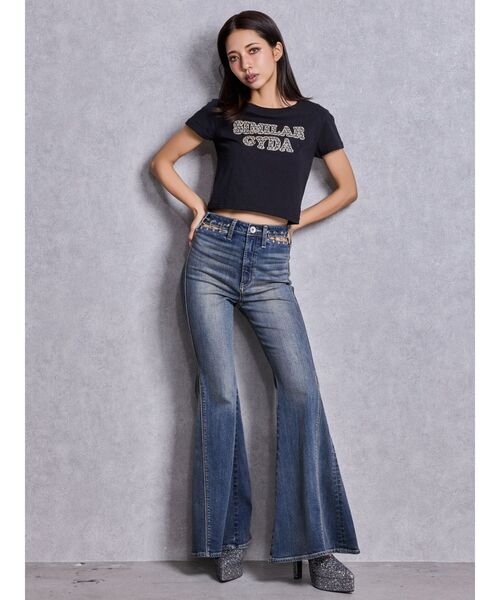 GYDA(ジェイダ)の「SIMILAR GYDAショートTシャツ(Tシャツ/カットソー・レディース・オフホワイト/ブラック・FREE)」の5枚目の写真