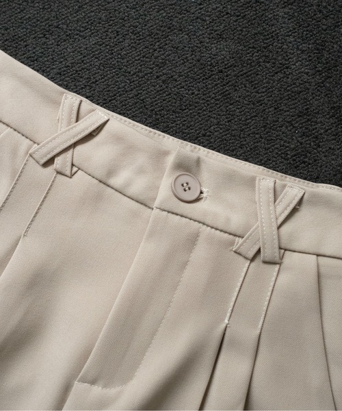 on:nue（オンニュ）の「【on:nue】[着用動画あり！] [低身長/高身長/サイズ展開有/3色展開] ダブルタックセンタープレススラックスパンツ/2026 SS COLLECTION（スラックス・レディース・ブラウン/ブラック/アイボリー・LARGE/MEDIUM/SMALL）」の18枚目の写真