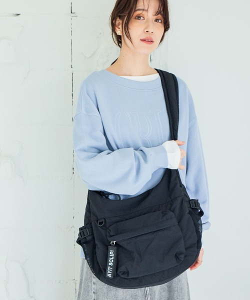 studio CLIP（スタディオクリップ）の「からだよろこぶチャームショルダーバッグ（ショルダーバッグ・レディース・ブラウン/ベージュ/ブラック・FREE）」の4枚目の写真