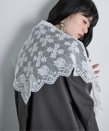 THE YOn（ザヨン）の「チュールフラワーレーストライアングルスカーフ（バンダナ/スカーフ）」