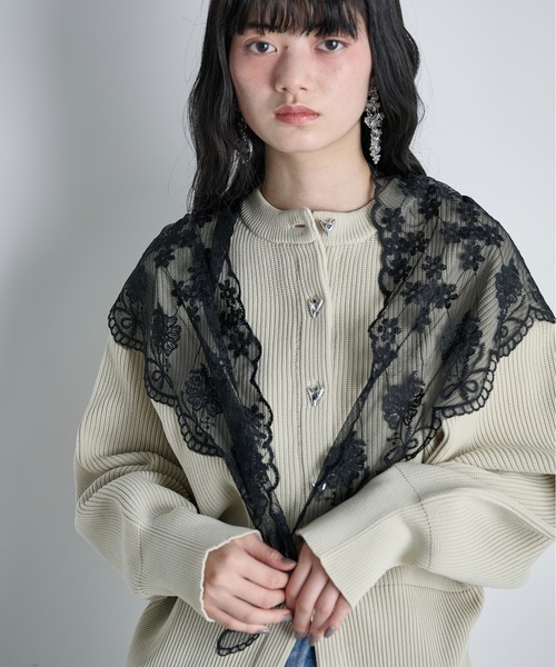 THE YOn（ザヨン）の「チュールフラワーレーストライアングルスカーフ（バンダナ/スカーフ・レディース・ブラック/オフホワイト・FREE）」の13枚目の写真