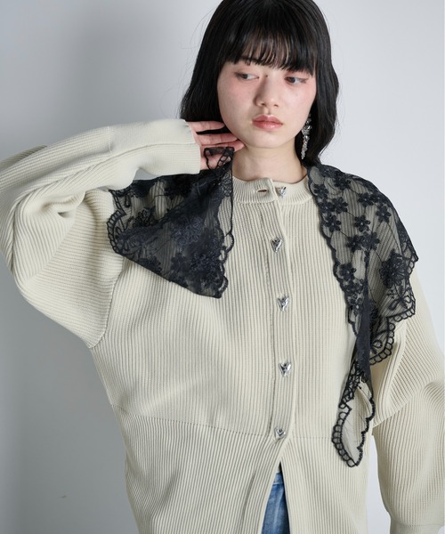 THE YOn（ザヨン）の「チュールフラワーレーストライアングルスカーフ（バンダナ/スカーフ・レディース・ブラック/オフホワイト・FREE）」の14枚目の写真