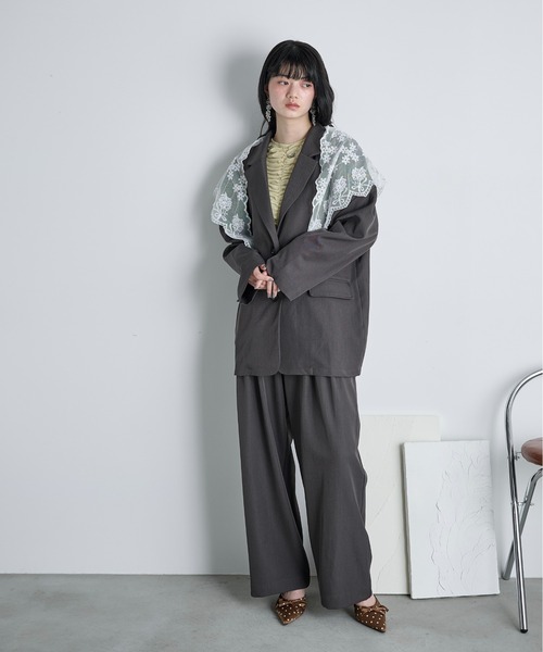 THE YOn（ザヨン）の「チュールフラワーレーストライアングルスカーフ（バンダナ/スカーフ・レディース・ブラック/オフホワイト・FREE）」の8枚目の写真